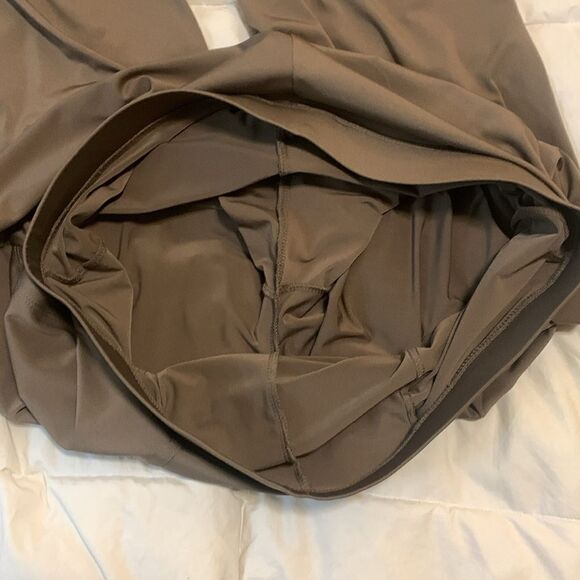 LISA RINNA collection, capris, large, good condition - Picture 4 of 12